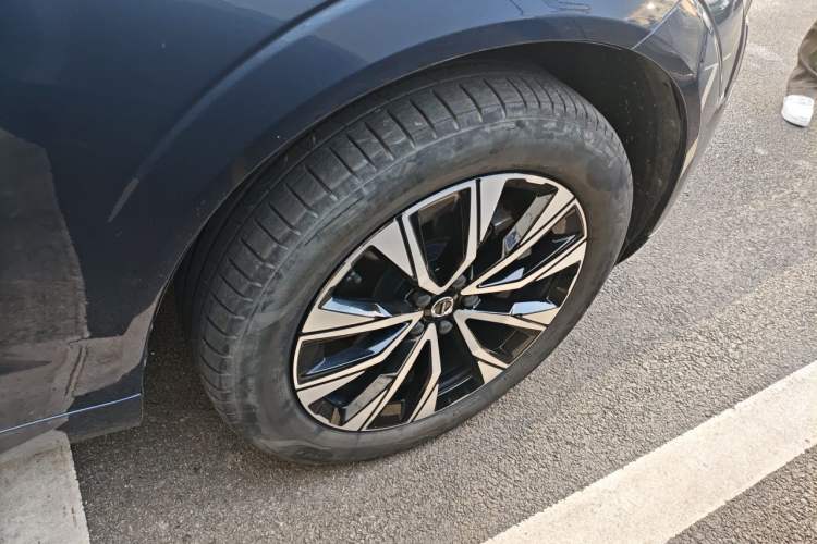 Used Volvo XC60 2025 B5 Four-Wheel Drive Smart & Advanced Luxury Edition
