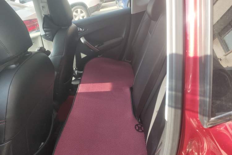 Used Peugeot 2008 2014 1.6L Automatic Fashion Edition
