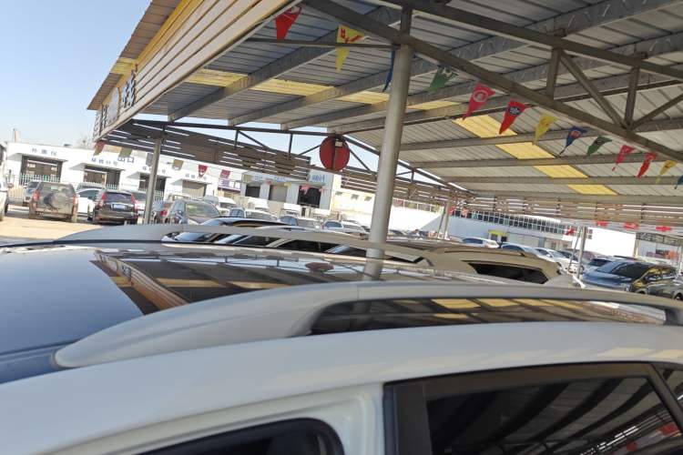 Used Kia Sorento 2013 2.4L 5-Seater Gasoline Luxury Version China IV Standard
