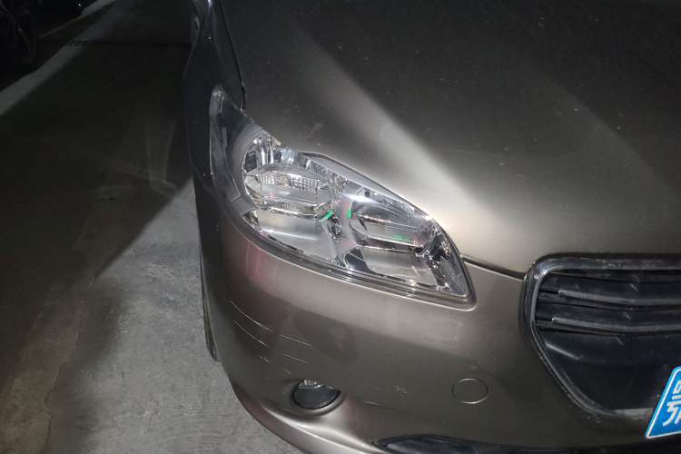 Used Peugeot 301 2014 1.6L Automatic Luxury Edition
