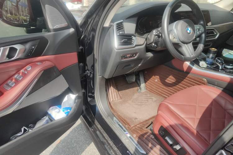 Used BMW X5 2022 Restyled xDrive 30Li Luxury Version M Sport Package