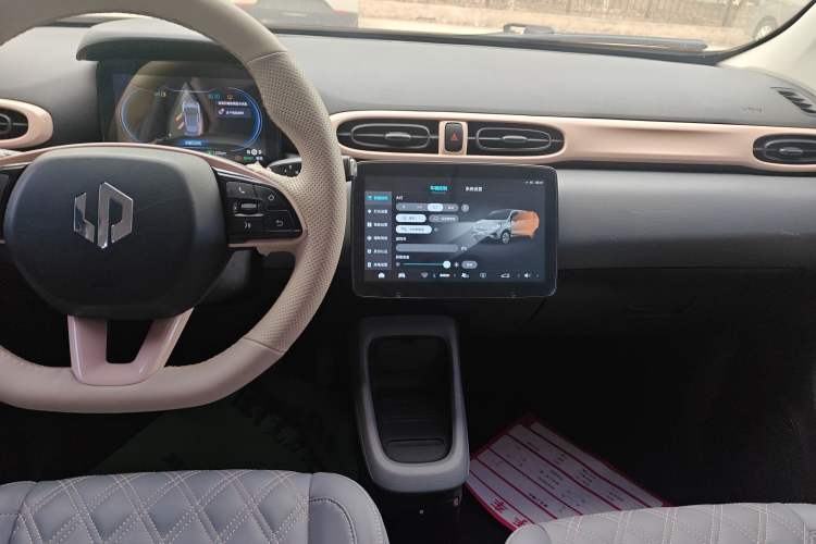 Used Leapmotor T03 2021 400 Luxury Edition Audio And AC Panel