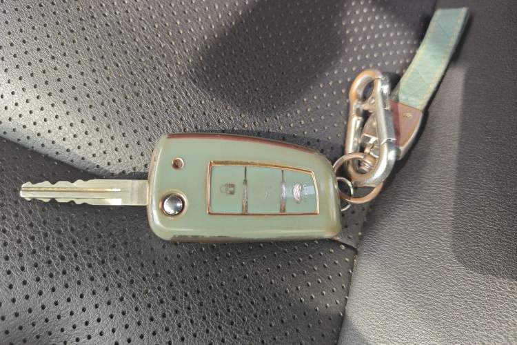 Used Nissan Sylphy 2021 Classic 1.6XE CVT Comfort Edition Vehicle Key