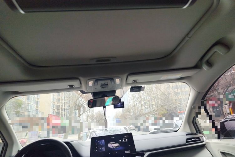 Used Toyota Granvia 2024 2.5L Hybrid Comfort Edition