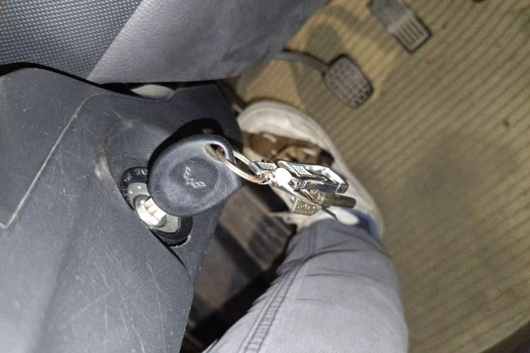 Used Wuling Rongguang 2012 1.5L Extended Basic Version
