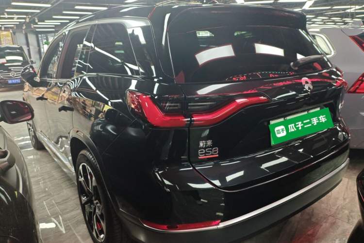 Used Nio ES8 2020 580 km Signature Edition 7-Seater Version
