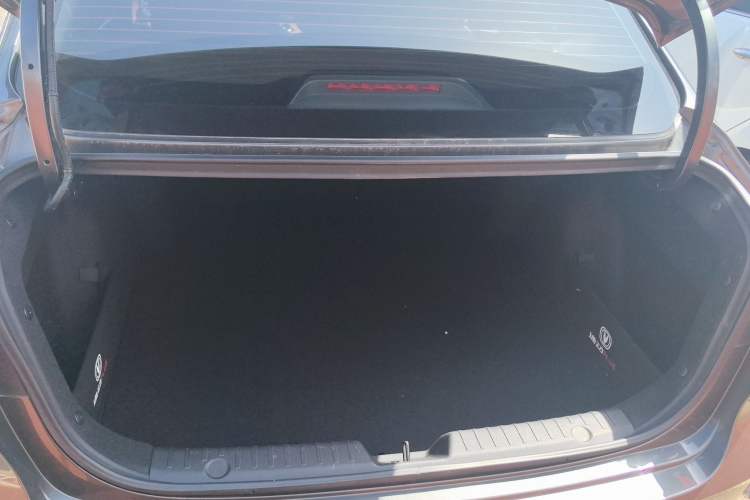 Used CHANGAN Eado 2023 Changan Edition PLUS Blue Whale NE 1.4T GDI DCT Prestige Version