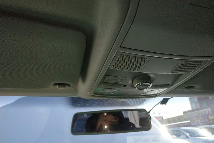 Used Volkswagen Tiguan L 2013 2.0 TSI Automatic All-Wheel Drive Luxury Edition