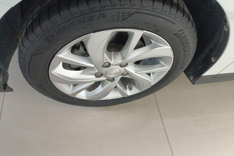 Used Buick Velite 6 2022 Connected & Shared PLUS Exterior 4