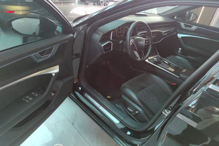 Used Audi A6L 2024 45 TFSI quattro Prestige Dynamic Edition
