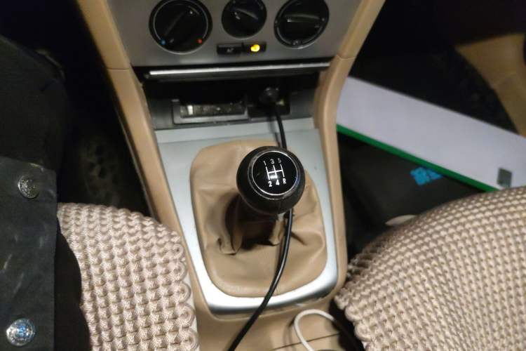 Used Volkswagen Passat 2007 2.0L Manual Standard Edition