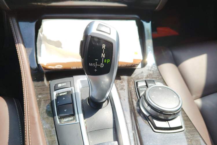 Used BMW 5 Series 2014 525Li Luxury Design Package