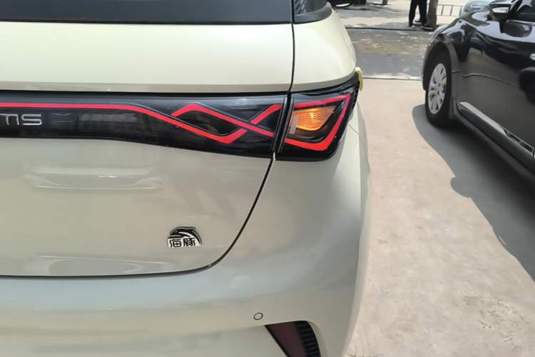 Used BYD Dolphin 2021 405 km Fashion Edition