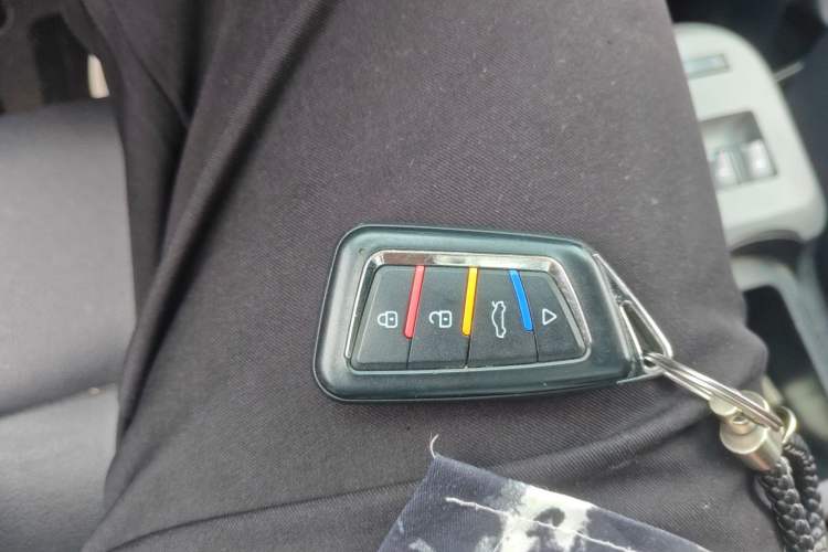 Used ORA Black Cat 2021 351 km Standard Version Vehicle Key