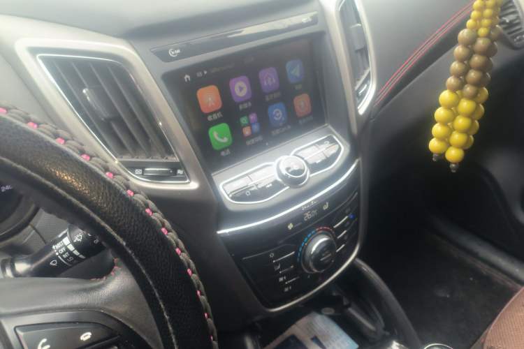 Used CHANGAN CS75 2017 Shangku Edition 1.5T Manual ZhiXiang Model
