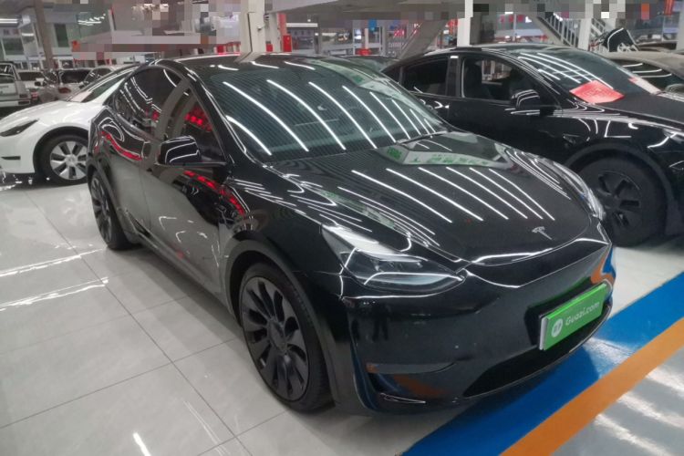 Used Tesla Model Y 2023 High-Performance All-Wheel-Drive Version