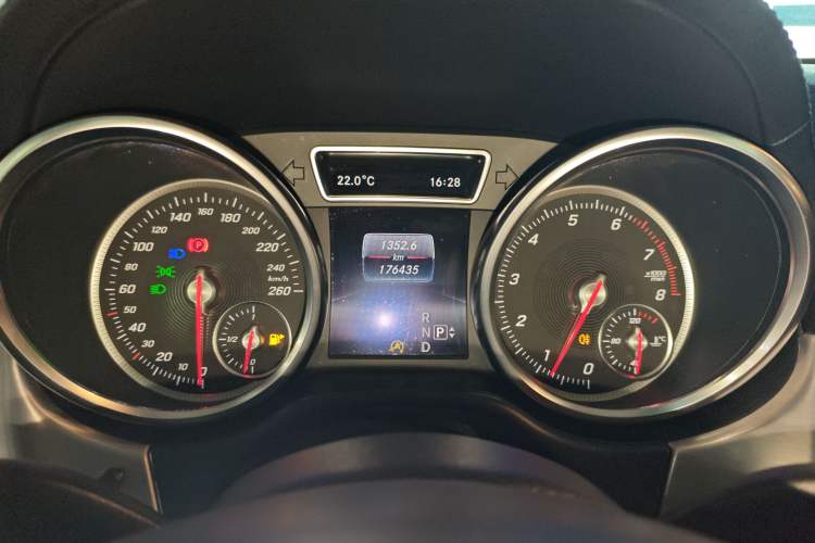 Used Mercedes-Benz GLE Coupe 2015 GLE 320 4MATIC Coupe SUV
