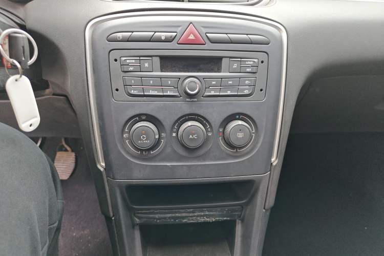 Used Peugeot 308 2014 Enjoy Edition Classic 1.6L Manual YouShang Model