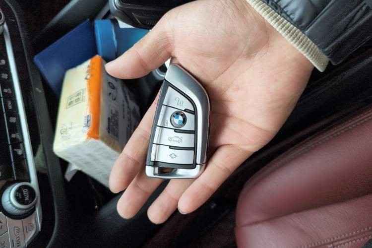 Used BMW 5 Series 2019 530Li Leading Model M Sport Package