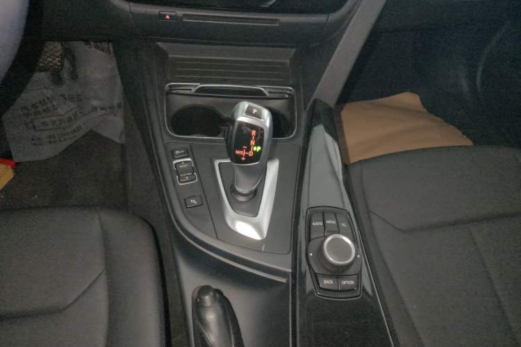 Used BMW 3 Series 2016 320Li Ambition Model Gear Lever