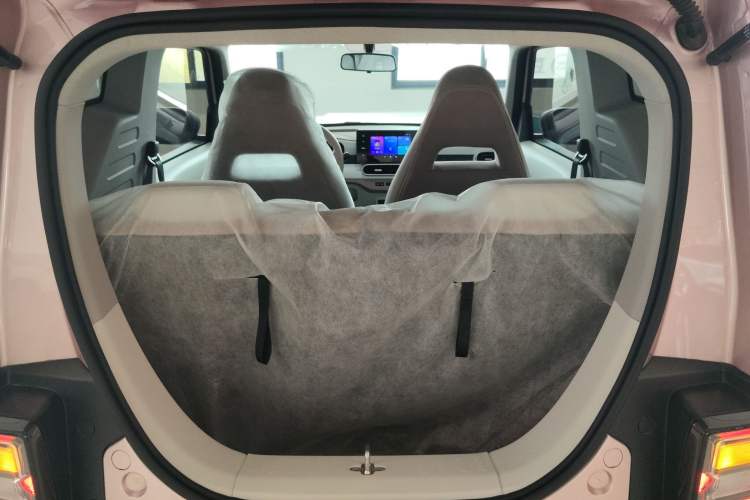 Used Geely Galaxy Panda 2025 210 km – Yuanqi Bear