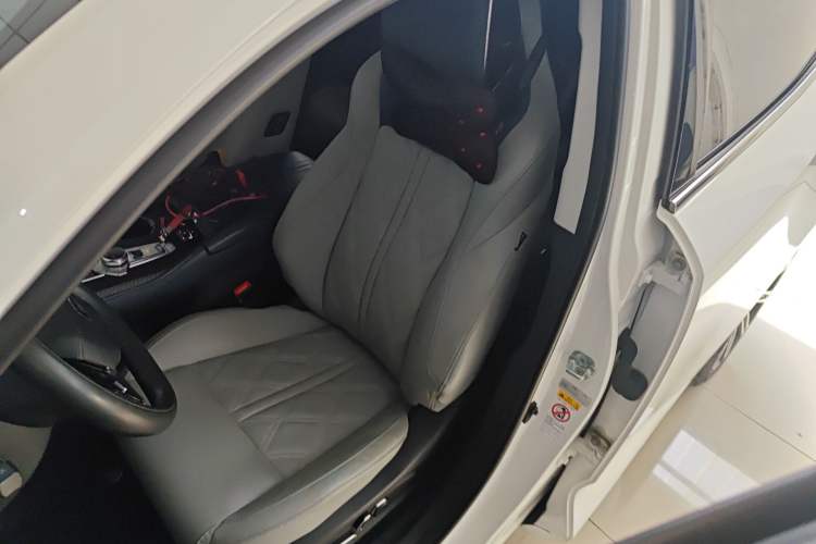 Used CHANGAN UNI-K iDD 2023 Smart Electric iDD 1.5T 135km Smart Leading Model
