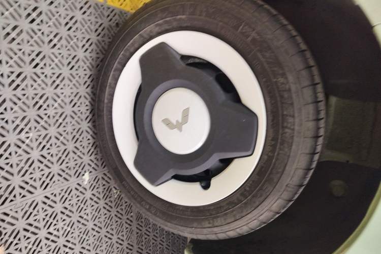 Used Wuling Hongguang MINIEV 2021 Macaron Premium Model – Lithium Iron Phosphate Exterior 5