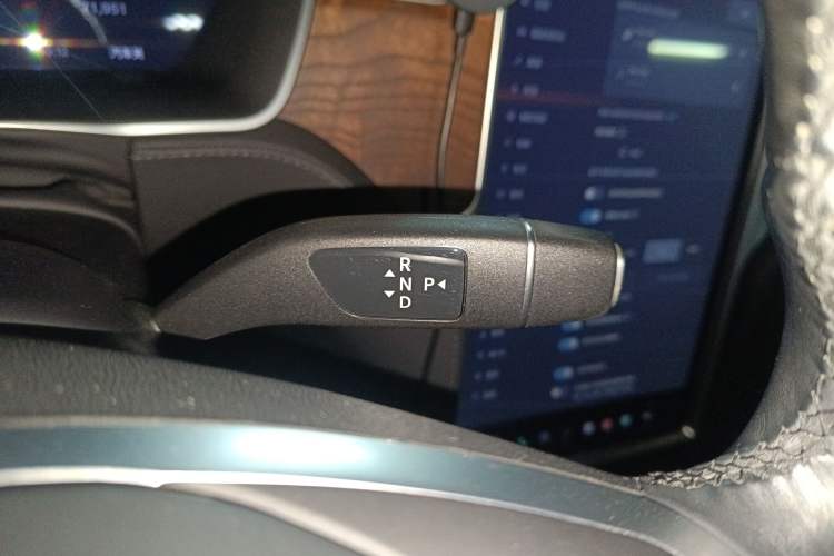 Used Tesla Model X 2016 X 90D
