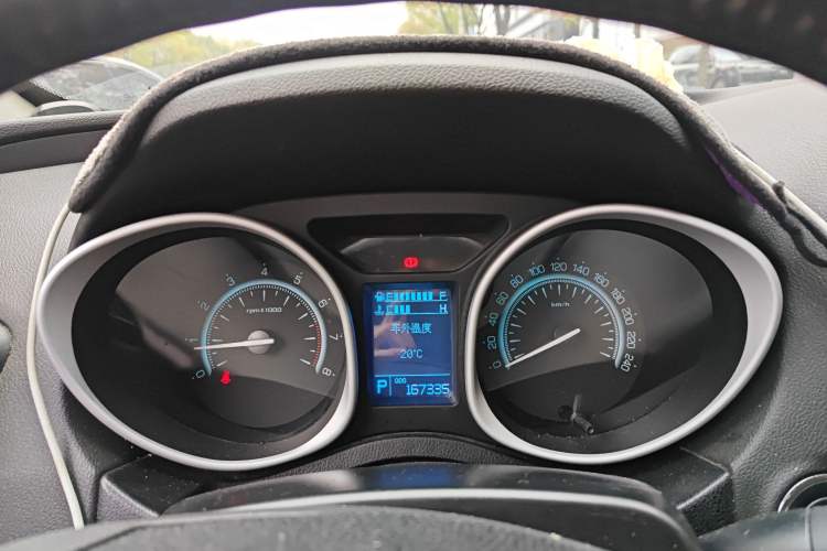 Used GAC Trumpchi GS5 2013 1.8T Automatic Two-Wheel Drive Luxury Edition Instrument Cluster
