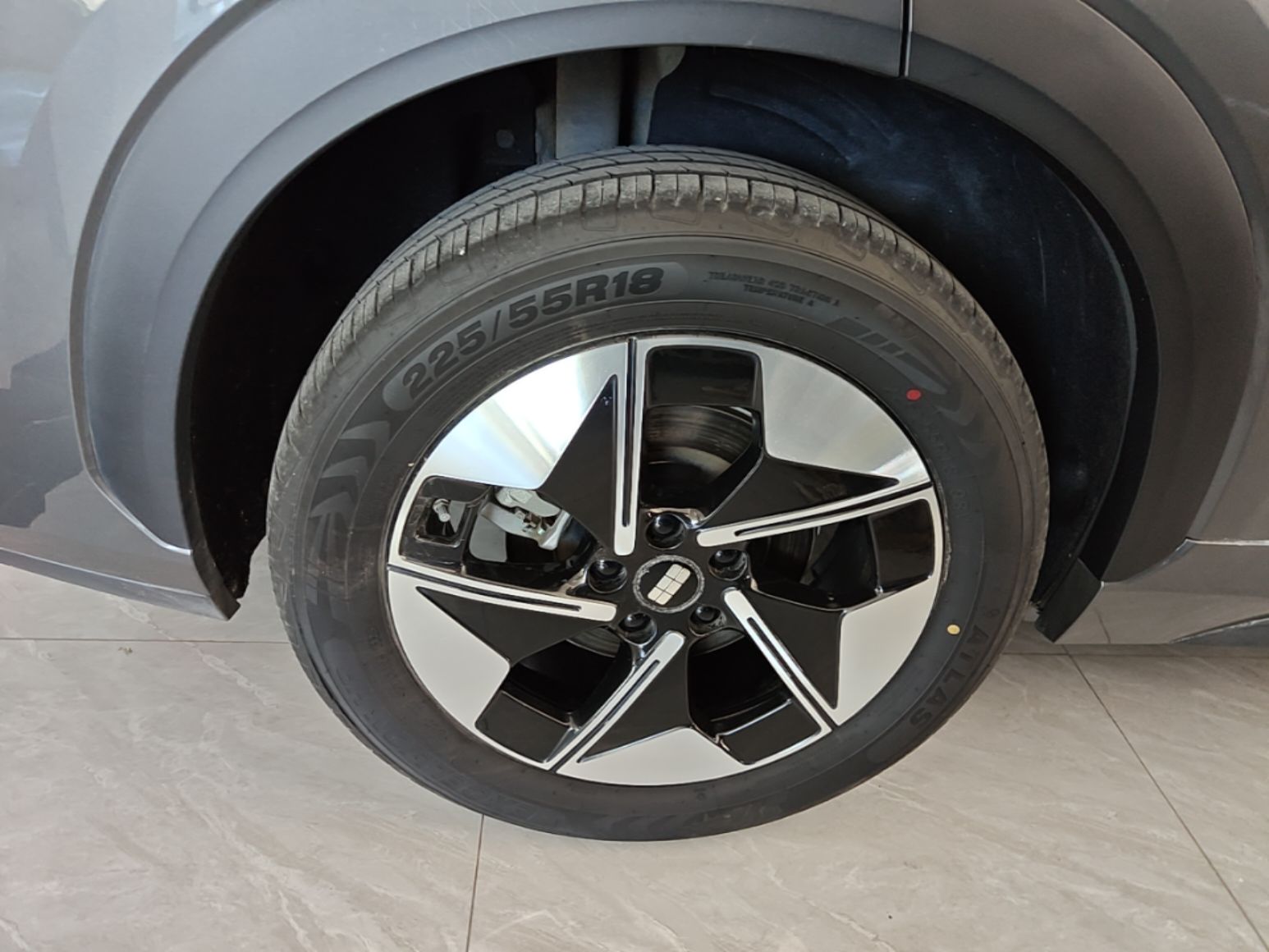 Geely Galaxy E5 2026 Model 610km Exploration+ Edition — снимка 11