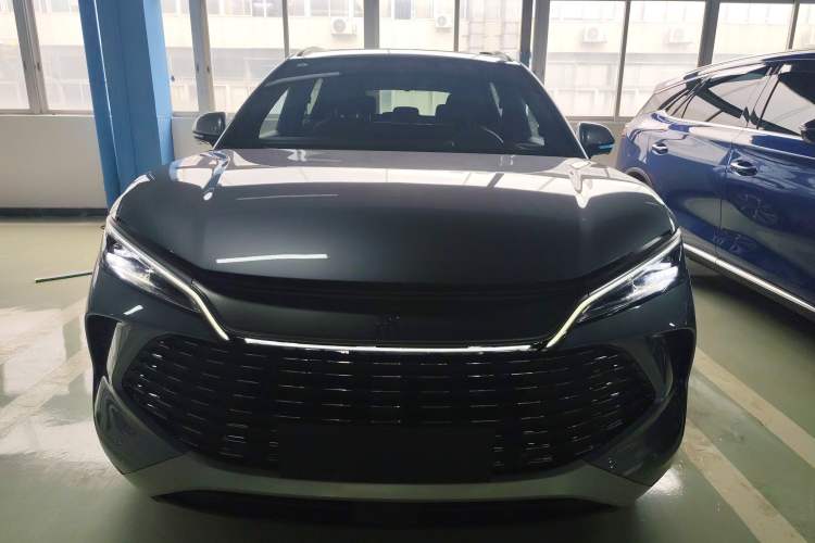 Used BYD Song L DM-i 2025 Intelligent Driving Version 160 km Excellence Edition Front