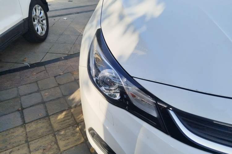 Used Chevrolet Malibu 2017 1.5T Automatic Luxury Edition Right Front Headlight