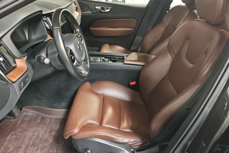 Used Volvo XC60 2021 T5 4x4 Zhiya Luxury Edition Left Front Seat