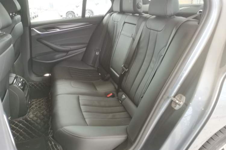 Used BMW 5 Series 2022 Restyled 525i M Sport Package Left Rear Seat