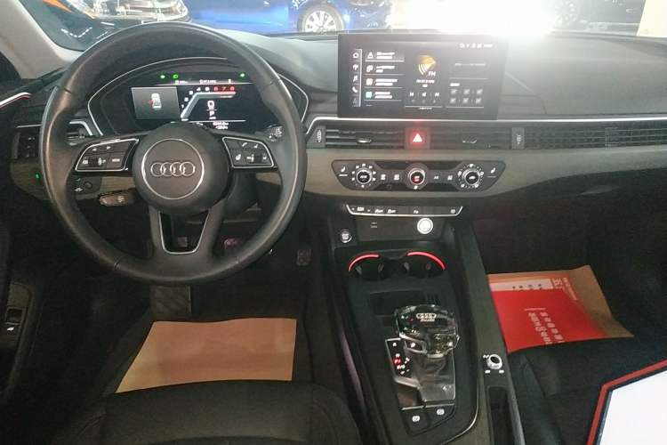 Used Audi A4L 2022 40 TFSI Stylish and Elegant Edition Audio And AC Panel