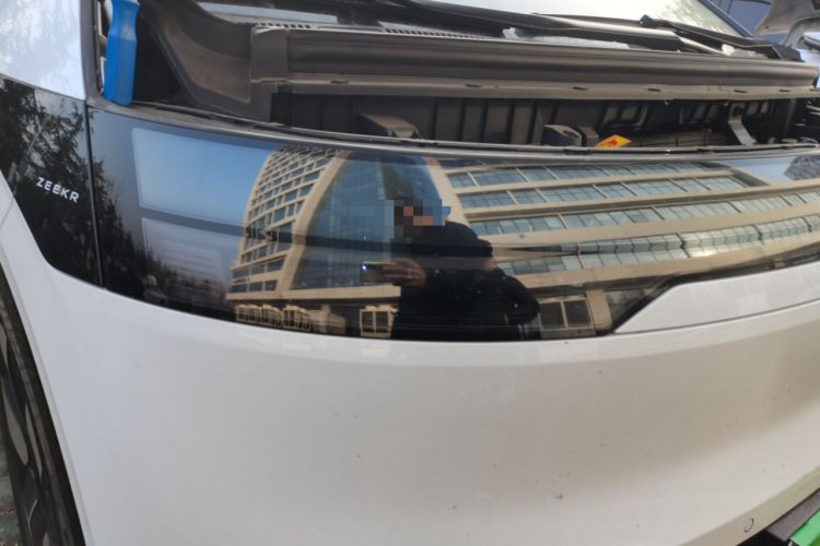 Used Zeekr MIX 2025 Intelligent Driving Version
