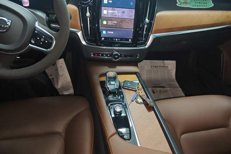 Used Volvo S90 2022 B5 Zhiyi Luxury Edition