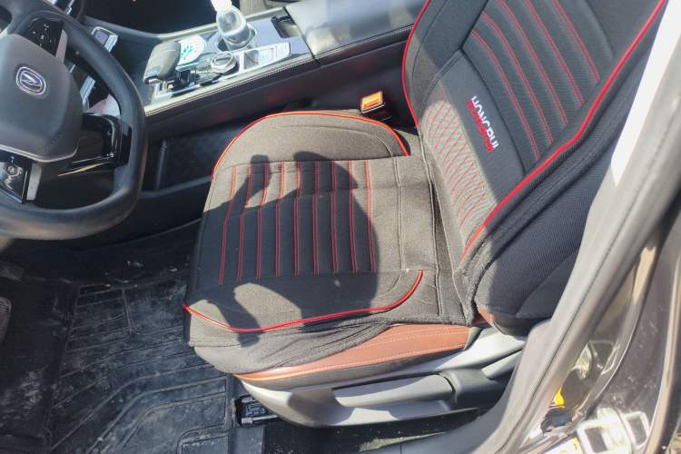 Used CHANGAN Eado 2023 Changan Edition PLUS Blue Whale NE 1.4T GDI DCT Prestige Version Left Front Seat