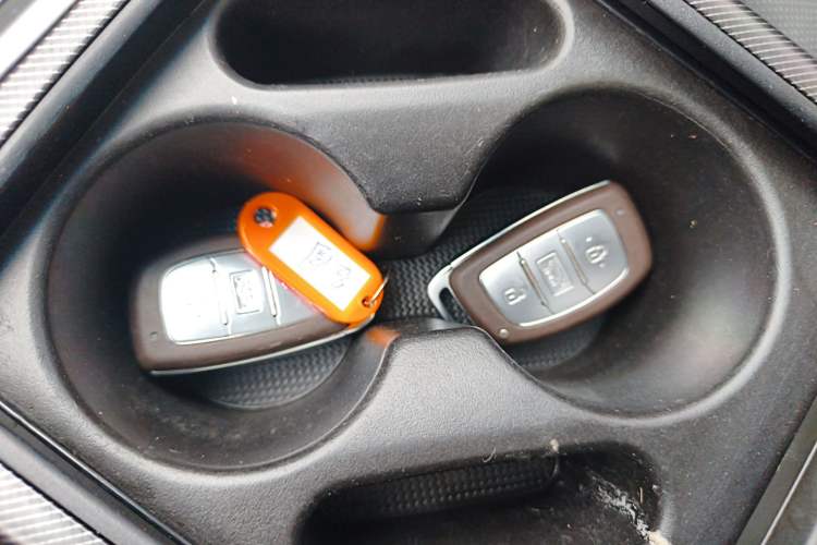 Used Hyundai Mistra 2017 1.8L Automatic Deluxe DLX Model China V Emission Standard