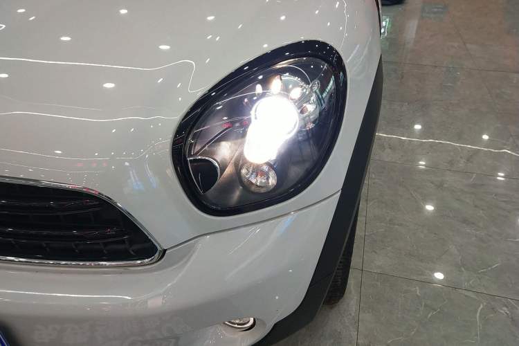 Used MINI Countryman 2016 1.6T COOPER ALL4 Fun Equipment Enthusiast Left Front Headlight