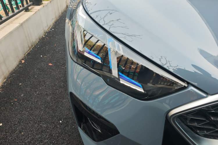 Used BMW X2 2024 sDrive25i M Sport Package Right Front Headlight