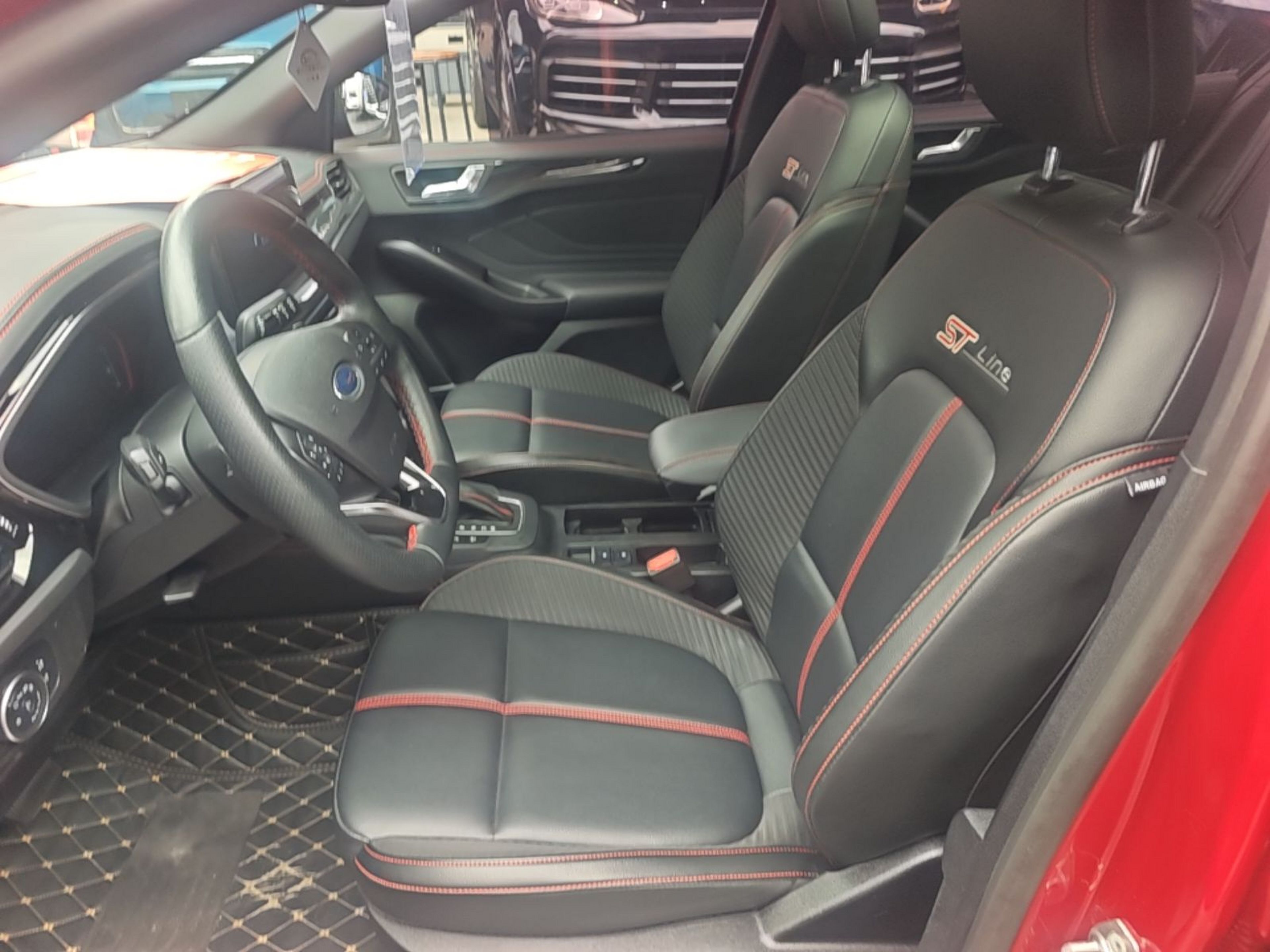 Interior delantero