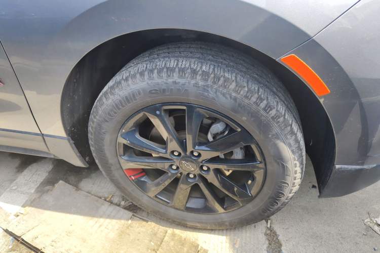 Used Chevrolet Equinox 2019 Redline 550T Automatic All-Wheel-Drive RS Model China VI Standard Right Front Wheel Hub