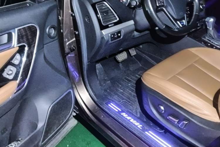 Used Haval H6 2017 Blue Label Sport Edition 1.5T Automatic Two-Wheel Drive Luxury Model