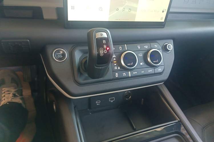 Used Land Rover Defender 2020 110 P400 HSE
