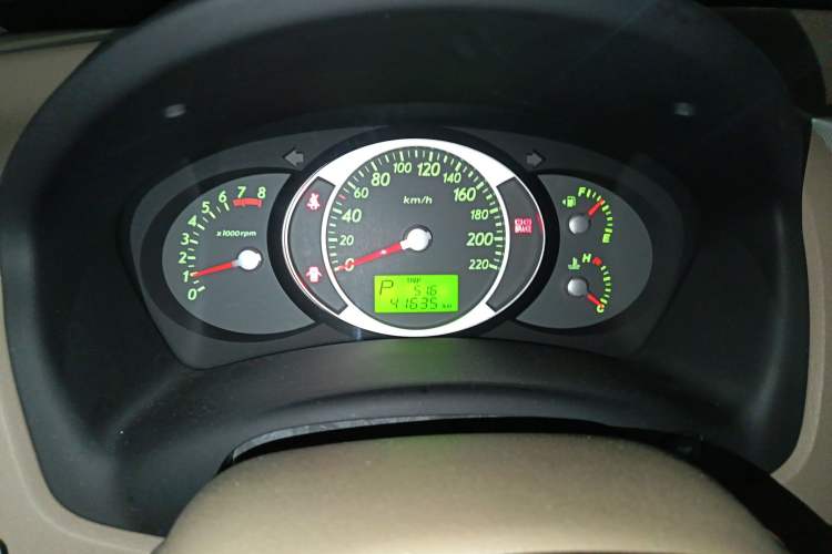 Used Hyundai Tucson 2013 2.0L Automatic Two-Wheel Drive Comfort Version Instrument Cluster