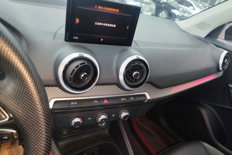 Used Audi Q2L 2022 35 TFSI Advanced Style Edition