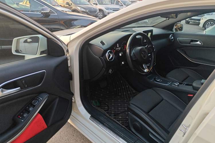 Used Mercedes-Benz A-Class (Import) 2017 A 200 Dynamic Edition