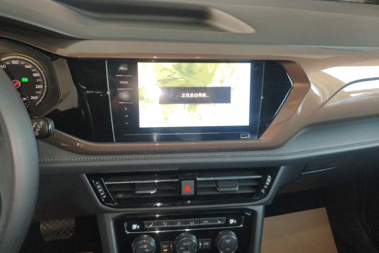 Used Volkswagen Tharu 2020 280TSI Two-Wheel Drive Luxury Edition China VI Standard
