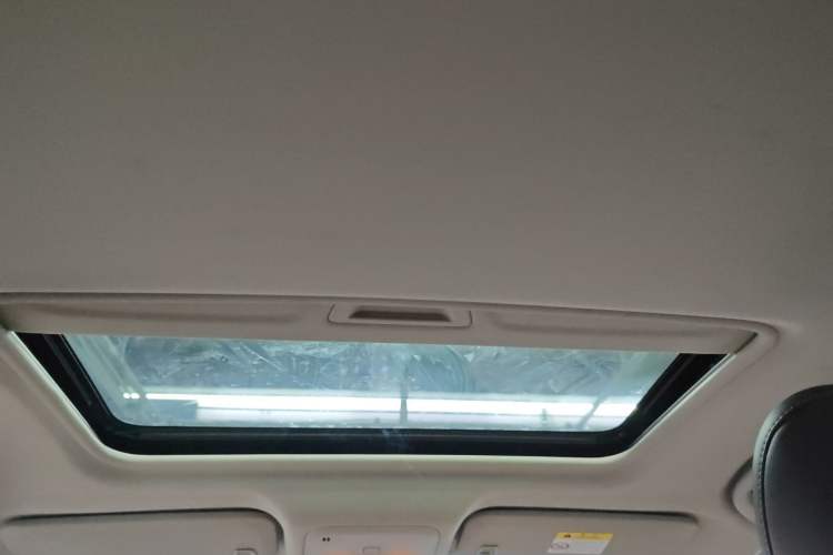 Used Chevrolet Monza 2020 320 Automatic Enjoyment Edition Headliner